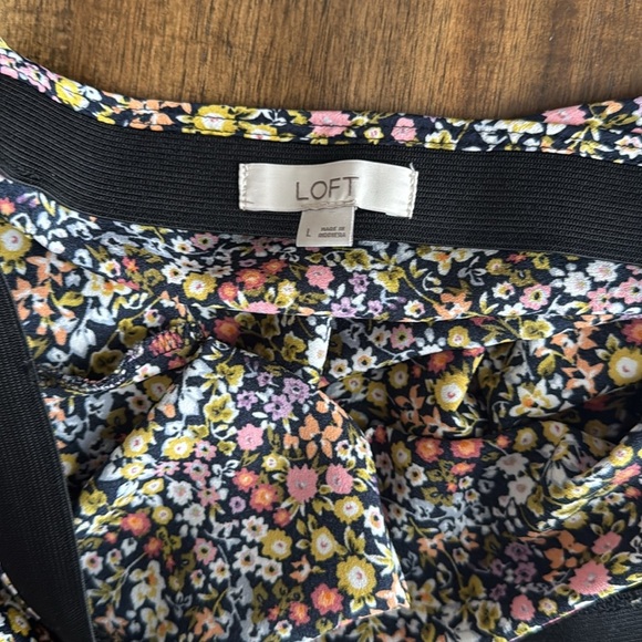 Loft Satin Large Floral Midi Skirt - Picture 5 of 6